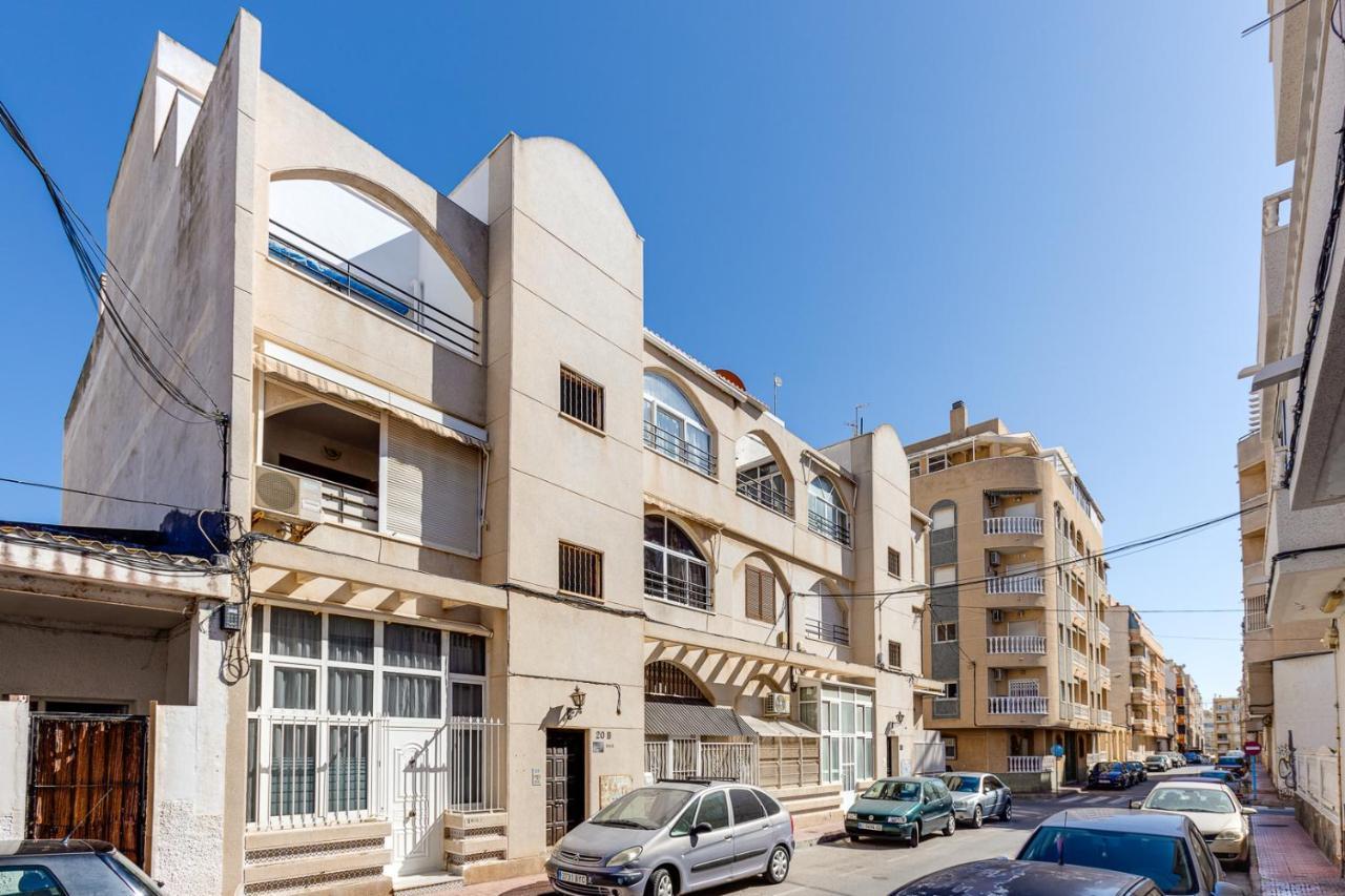 Cozy Apartment Near The Sea 托雷维耶哈 外观 照片