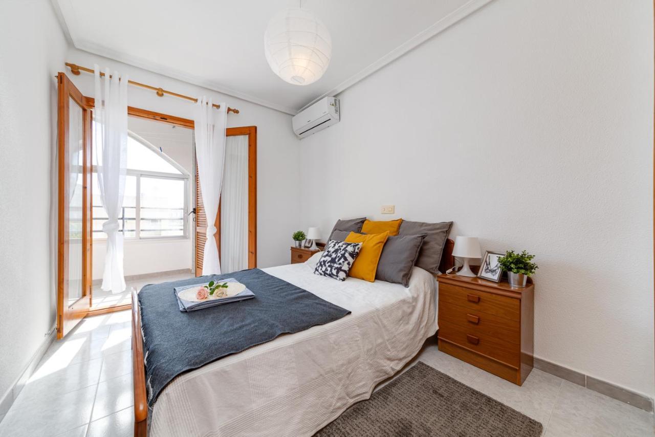 Cozy Apartment Near The Sea 托雷维耶哈 外观 照片